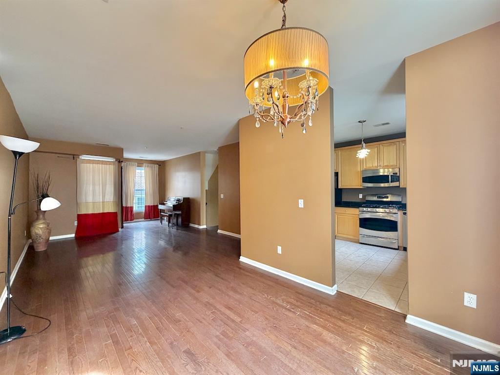 200 Dey Street 257 - Photo 4