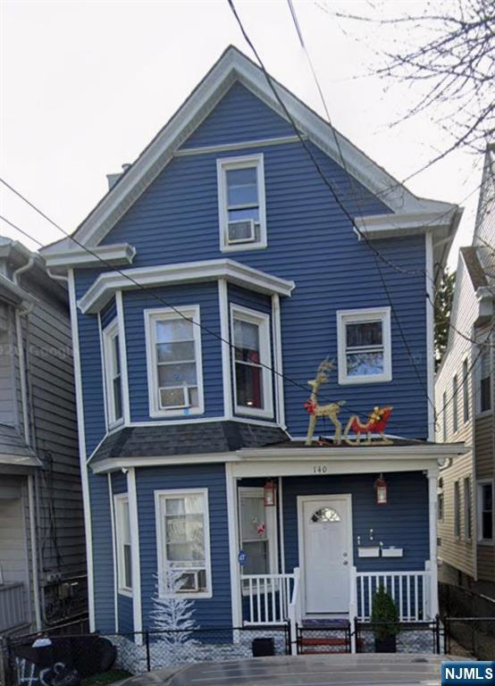 140 5th Street - Photo 1