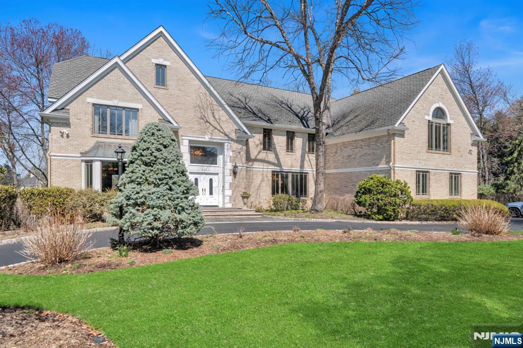 Homes for sale in Franklin Lakes, NJ | 837 Apple Ridge Rd, Franklin Lakes, NJ 07417 | MLS# 26005984