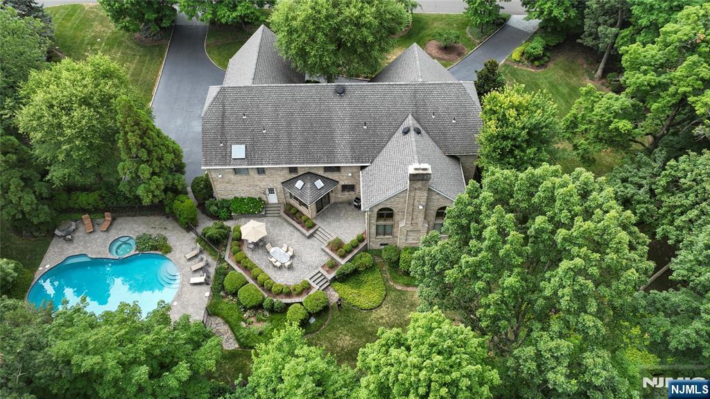 Homes for sale in Franklin Lakes, NJ | 837 Apple Ridge Rd, Franklin Lakes, NJ 07417 | MLS# 26005984