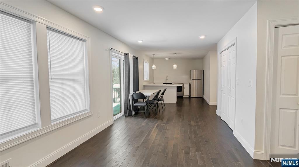 7 Maple Street 1 - Photo 4