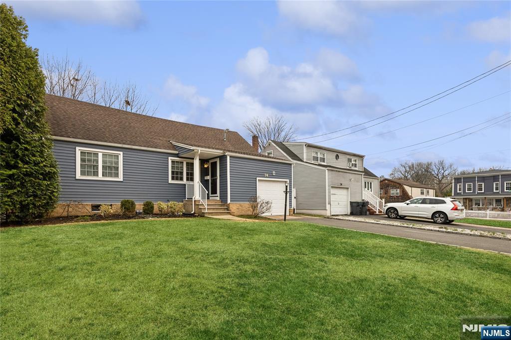 74 Spring Avenue - Photo 4