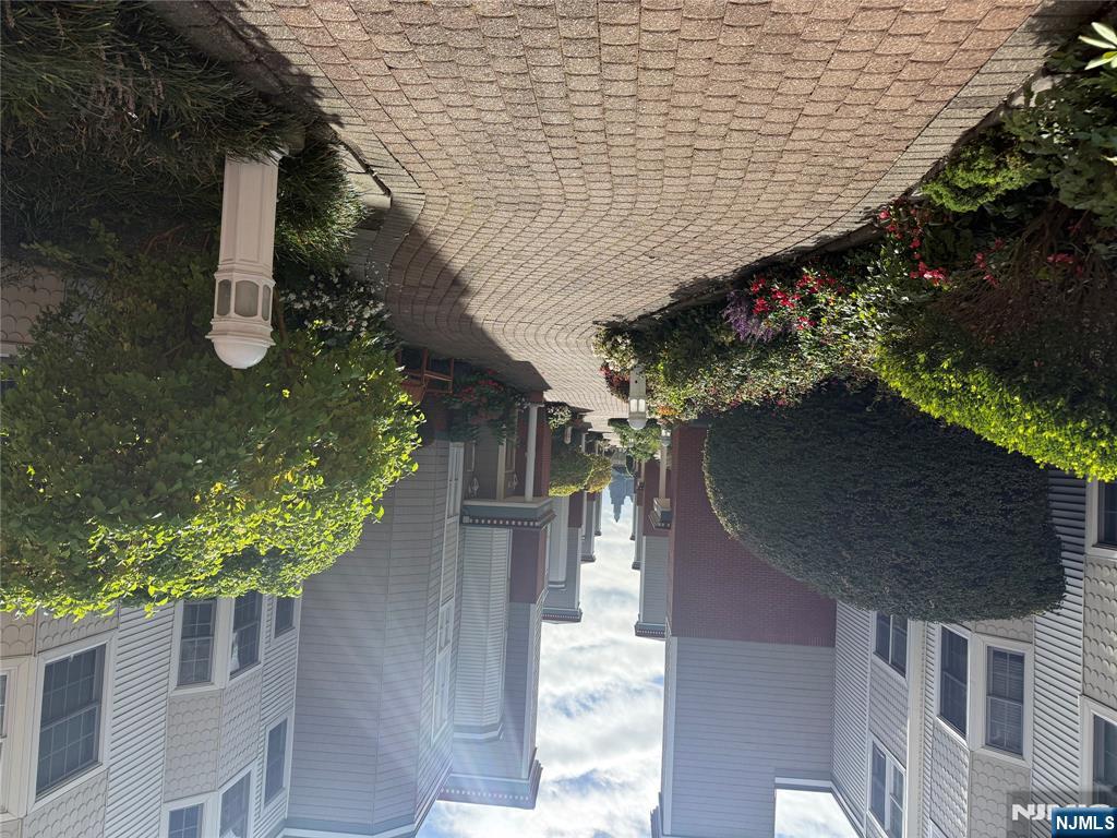 242 The Promenade #242