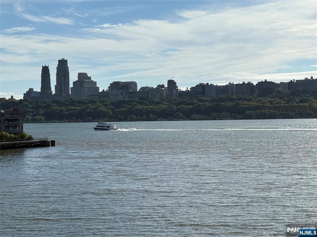 242 The Promenade #242