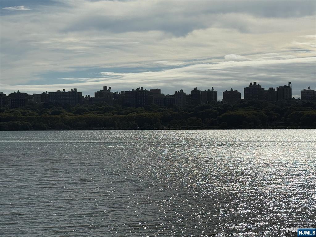 242 The Promenade #242