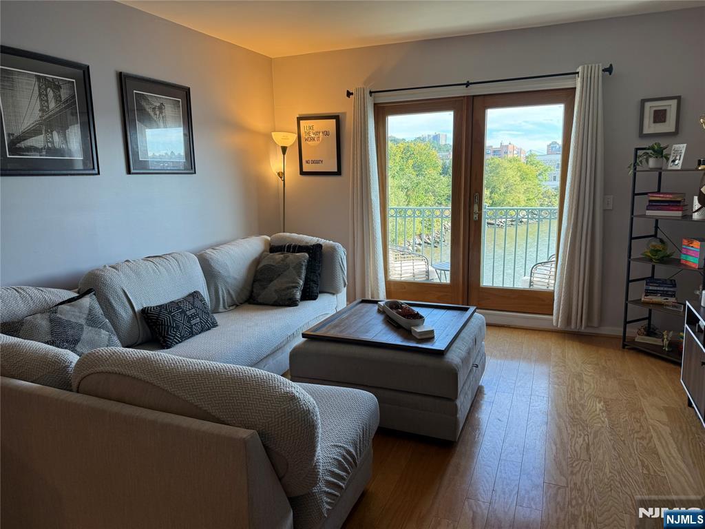 242 The Promenade #242