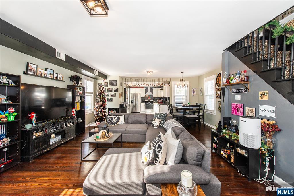 405 Washington Street - Photo 11