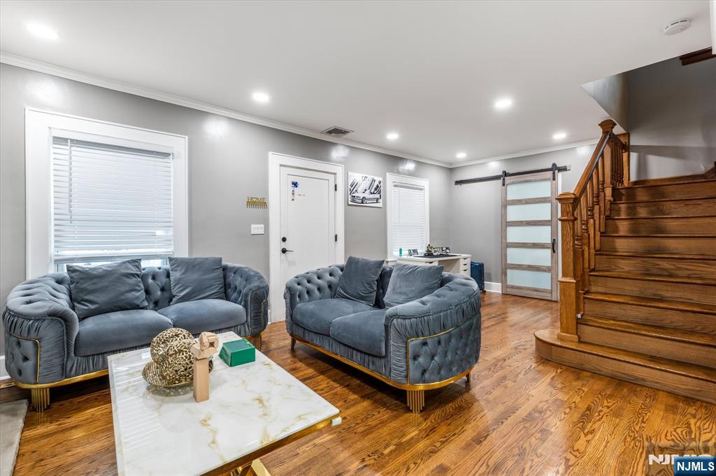 9 Wayne Place - Photo 4