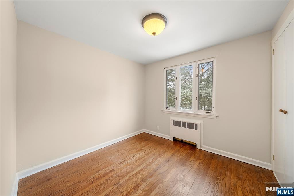 44 Knickerbocker, Cresskill, NJ 07626 Listing Photo  17