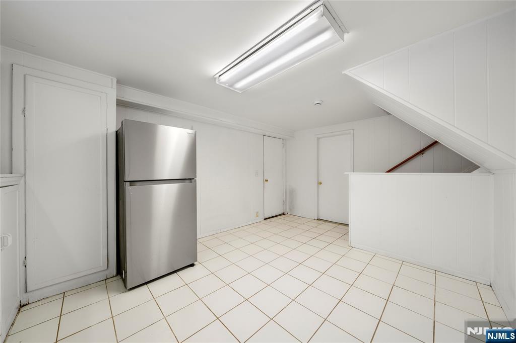44 Knickerbocker, Cresskill, NJ 07626 Listing Photo  19
