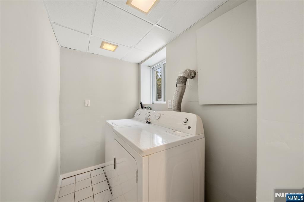 44 Knickerbocker, Cresskill, NJ 07626 Listing Photo  21