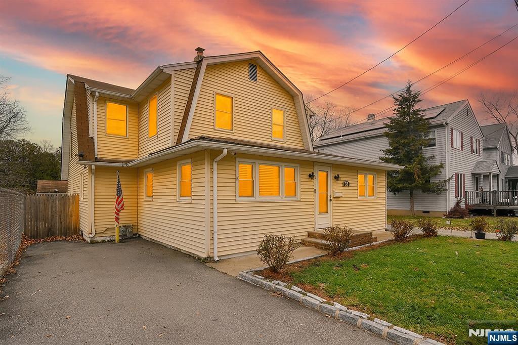 35 Melbourne, Woodbridge Proper, NJ, 07095