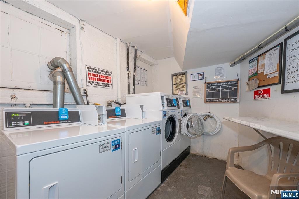 787 Summit Avenue #11