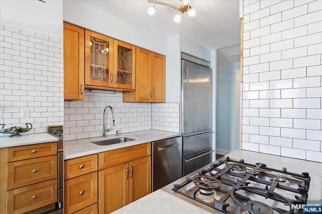 6600 Boulevard East, #PHC(23C), West New York, NJ 07093 Listing Photo  9