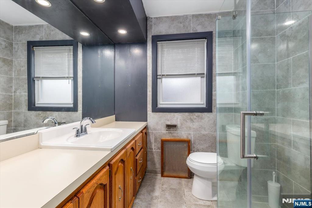 7 Delafield Avenue, Rutherford, NJ, 07070