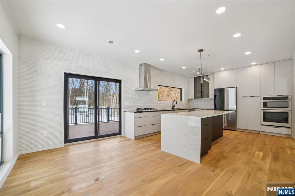 156 Park Road — photo 8