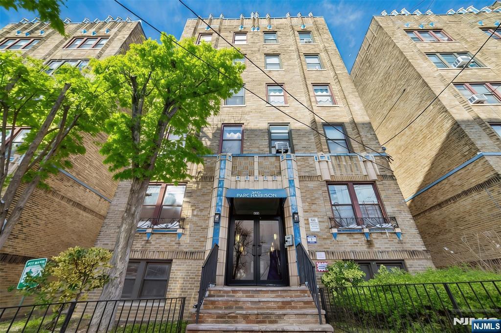 270 Harrison Avenue #210