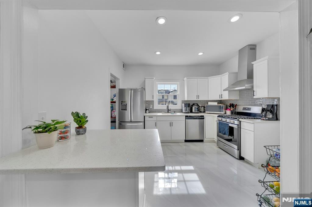 106 Paine Avenue - Photo 3