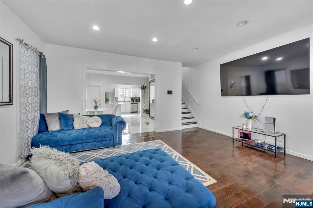 106 Paine Avenue - Photo 4