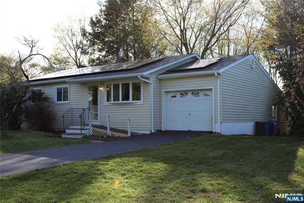 75 Winans Avenue, Newark, NJ, 07108