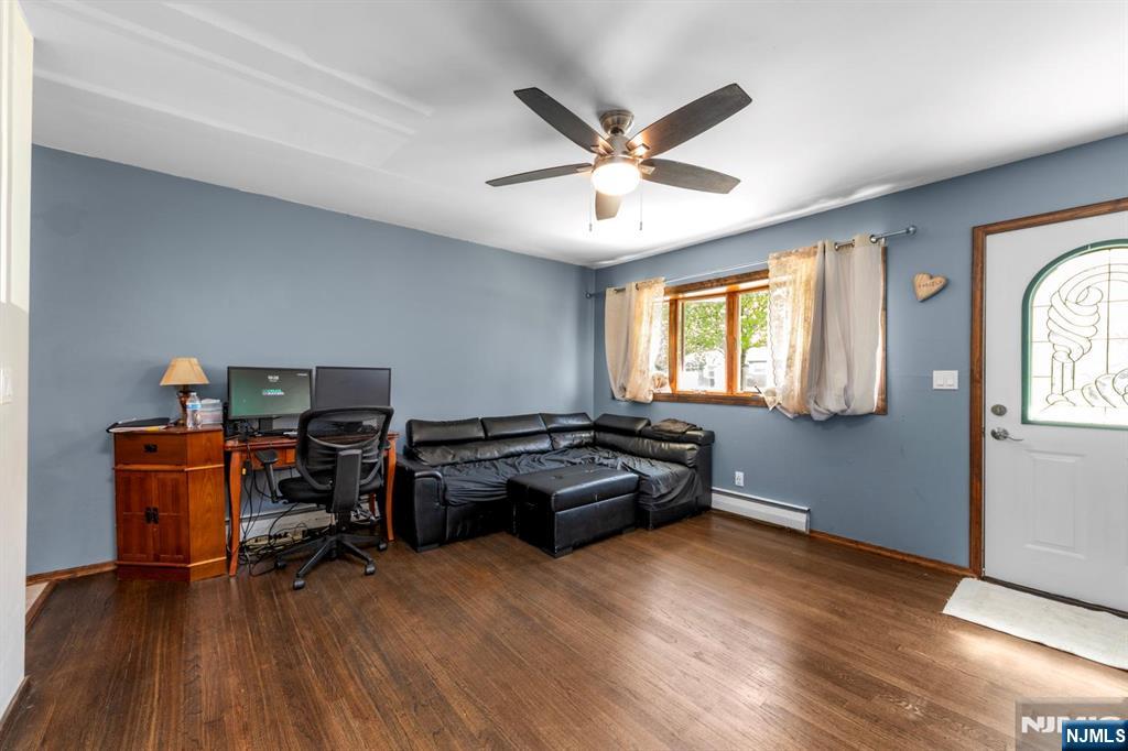 12 Mary Ann Road - Photo 2