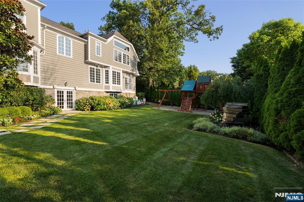 11 Hamilton Road, Millburn, NJ, 07078