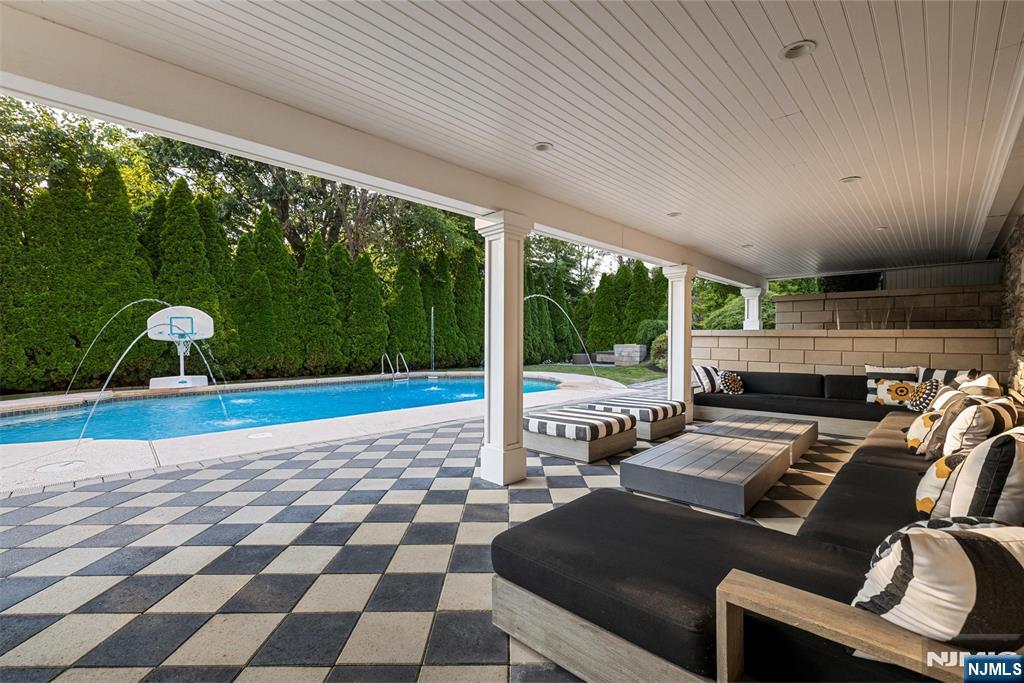 11 Hamilton Road, Millburn, NJ, 07078