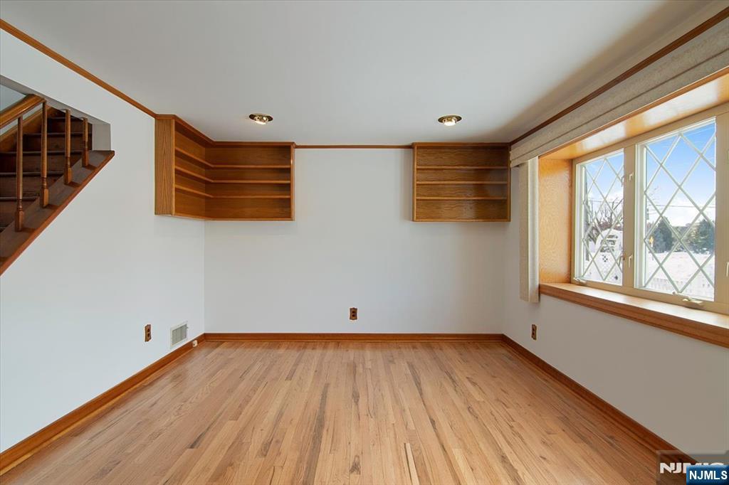 Homes for sale in Elmwood Park, NJ | 12 Mill St, Elmwood Park, NJ 07407 | MLS# 26006247