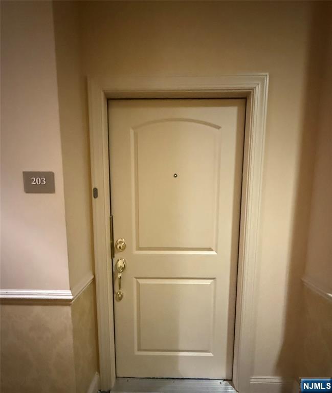 1203 Windsor Park Court - Photo 3