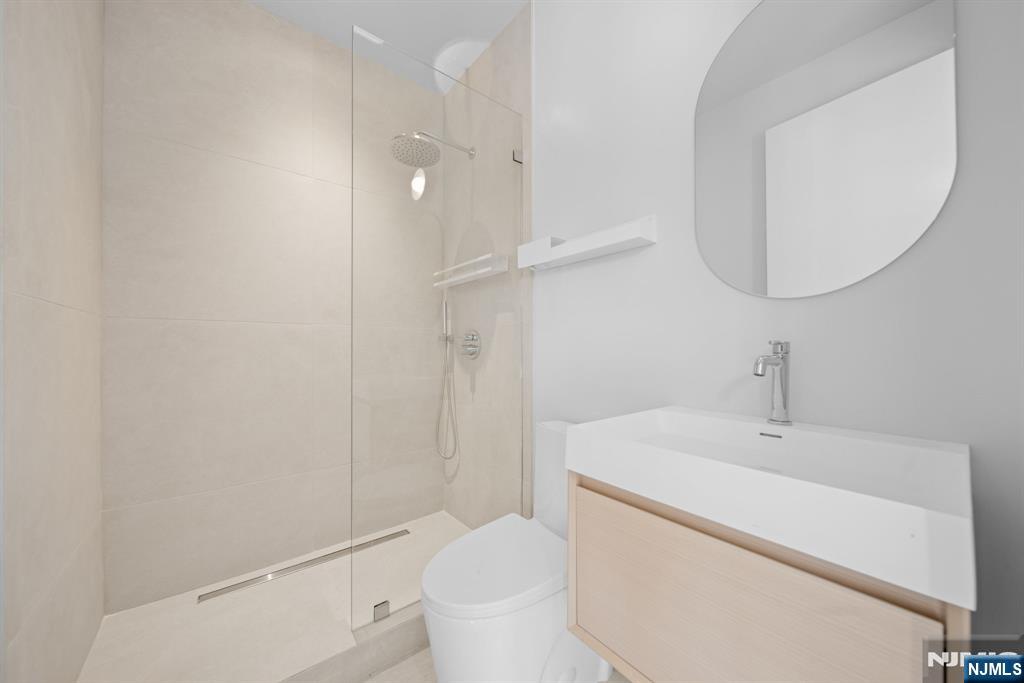 First floor full bath