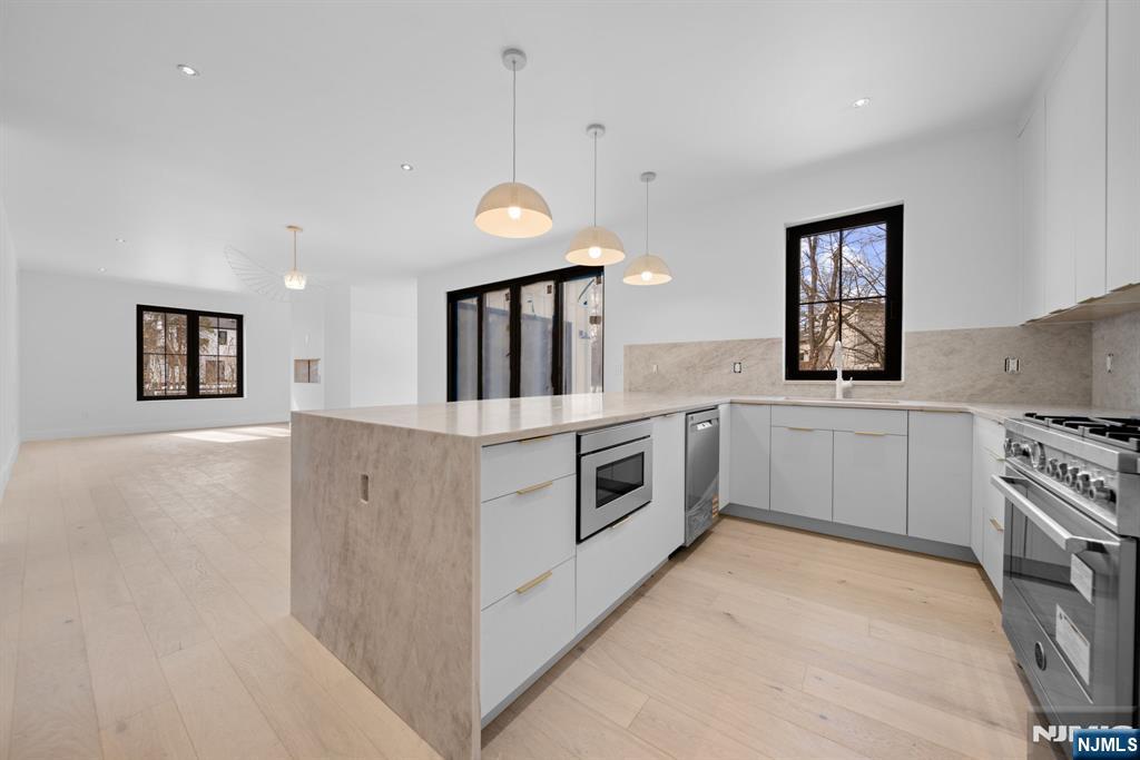 Chef's Kitchen with oversized island