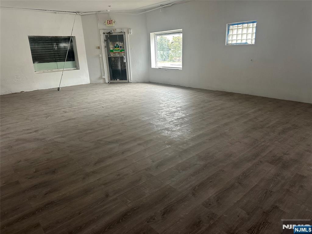 79 Belmont Avenue - Photo 3
