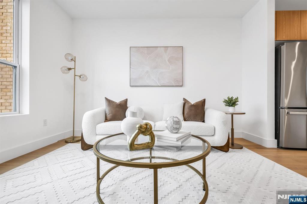 649 38th Street #PH505