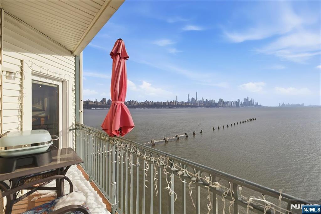214 The Promenade #214