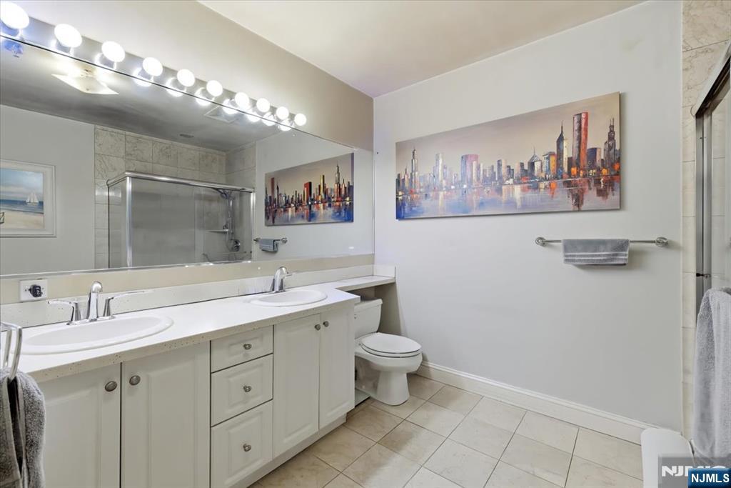 214 The Promenade #214
