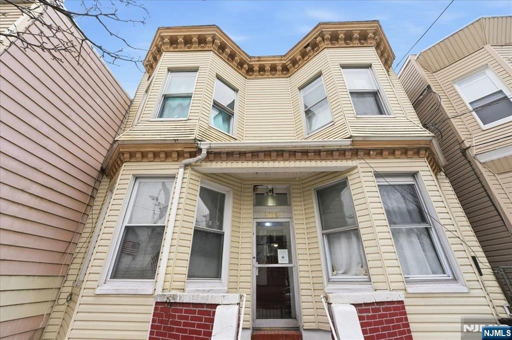 262 2nd Avenue, Newark, NJ, 07107