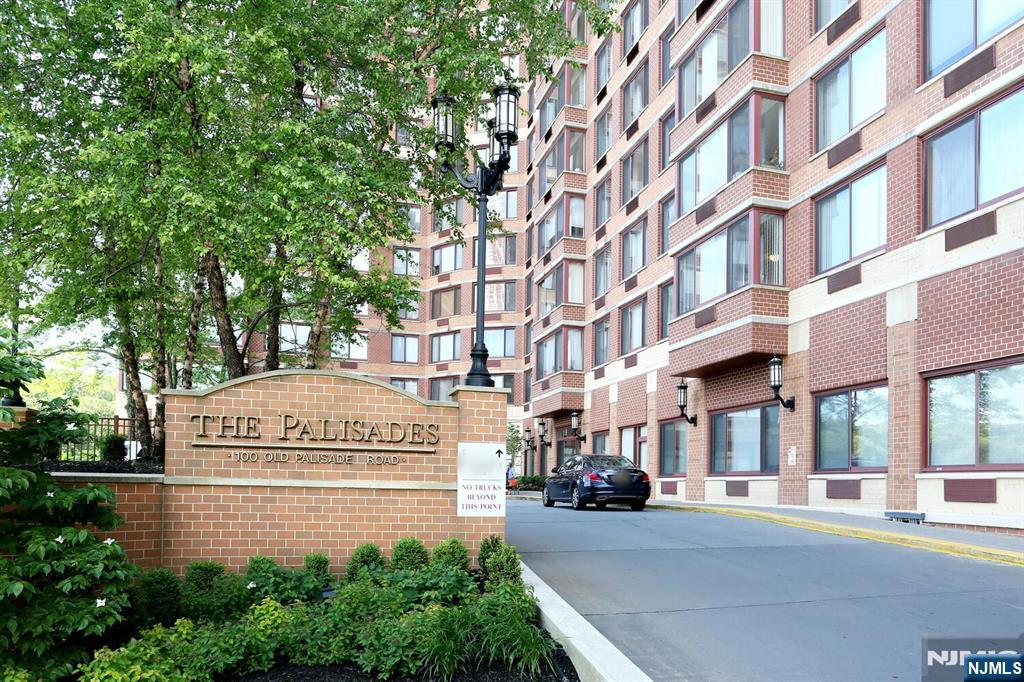 100 Old Palisade Road #1013, Fort Lee, NJ 07024