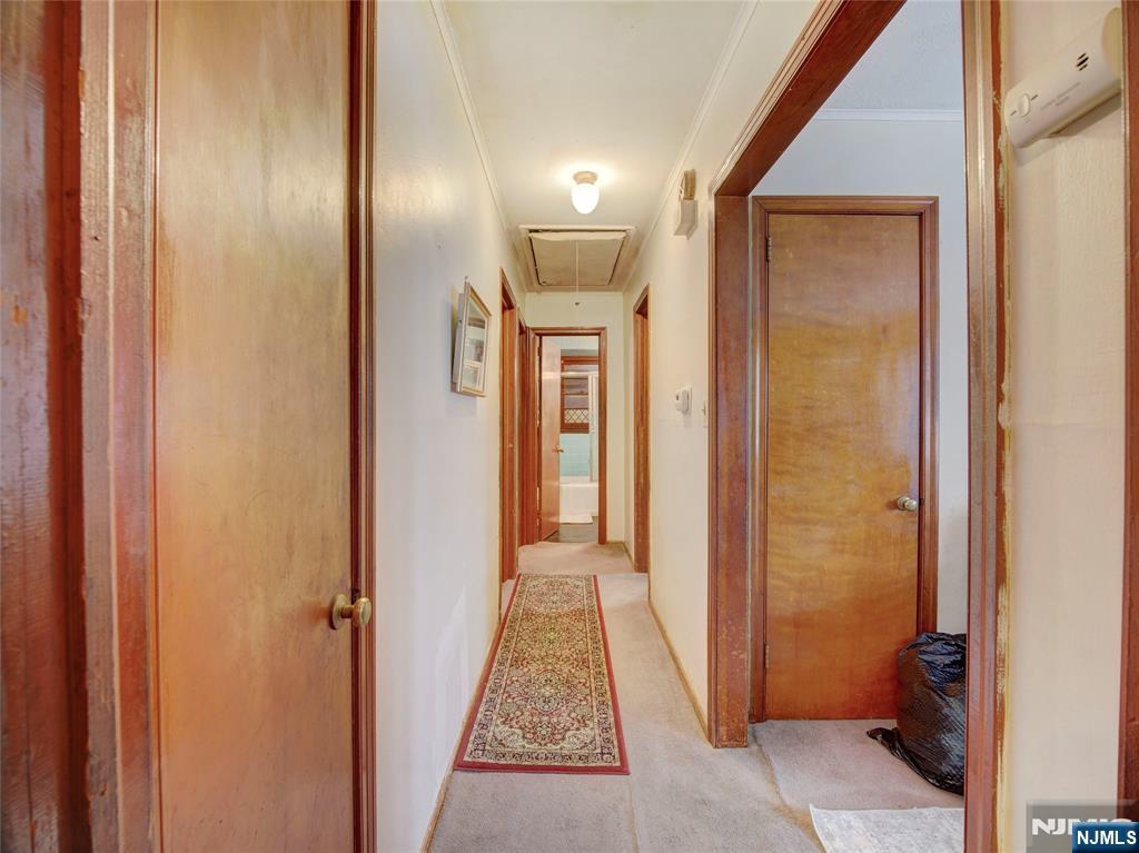 128 Runyon Avenue - Photo 4