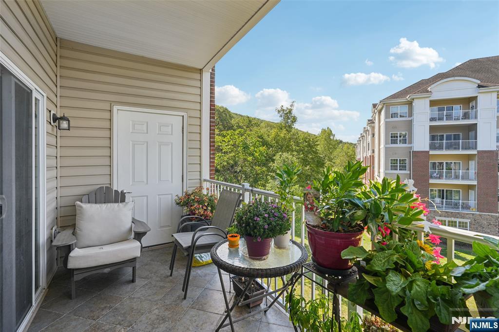 2217 Warrens Way - Photo 2