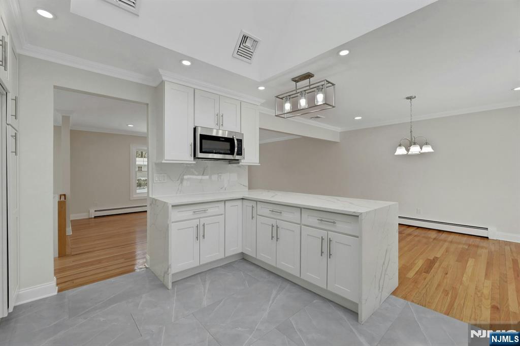 108 Packanack Lake Road