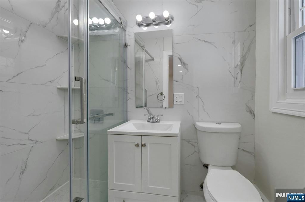 108 Packanack Lake Road