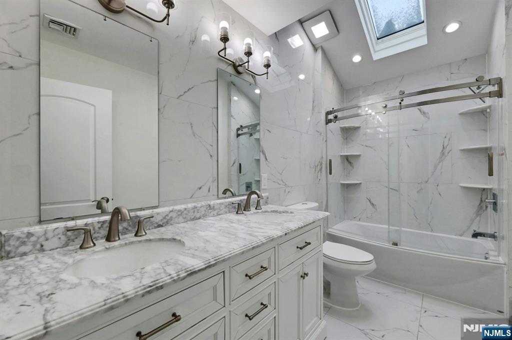 108 Packanack Lake Road