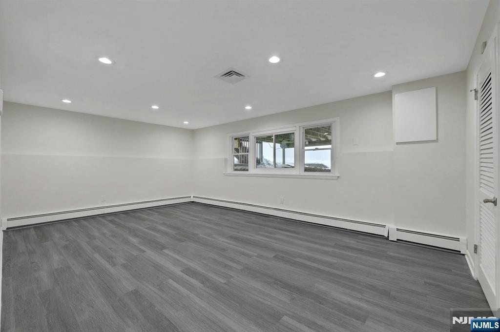 108 Packanack Lake Road