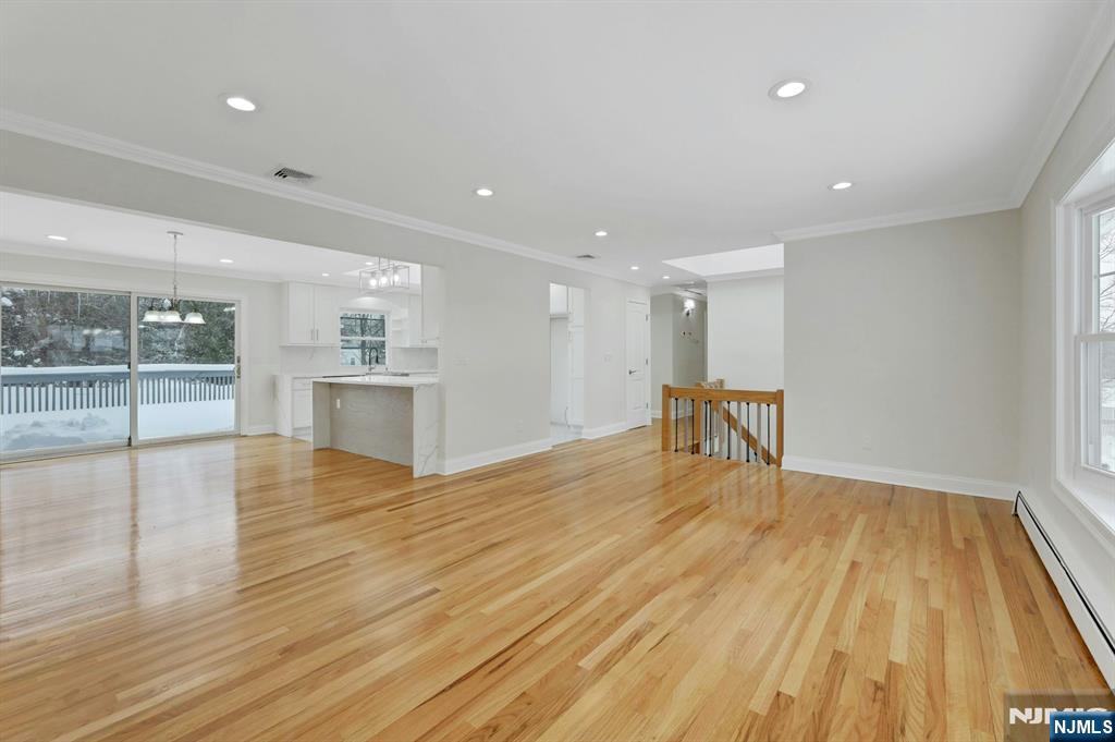 108 Packanack Lake Road