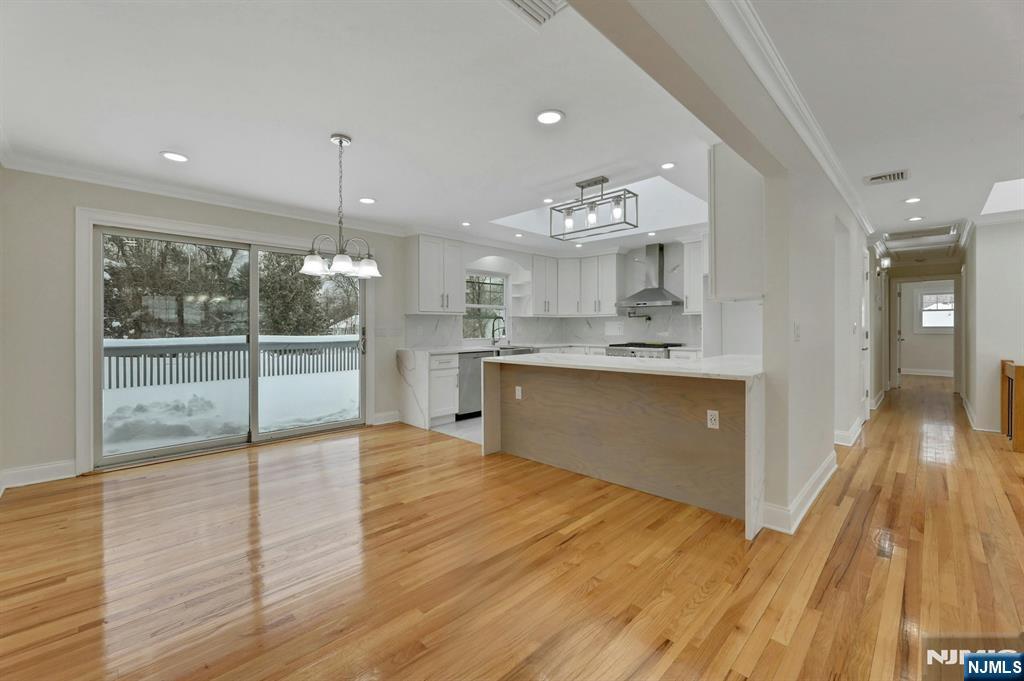 108 Packanack Lake Road