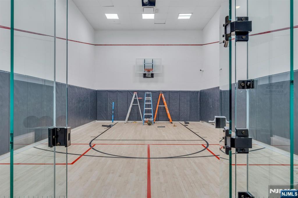 320 Adolphus Avenue #1009