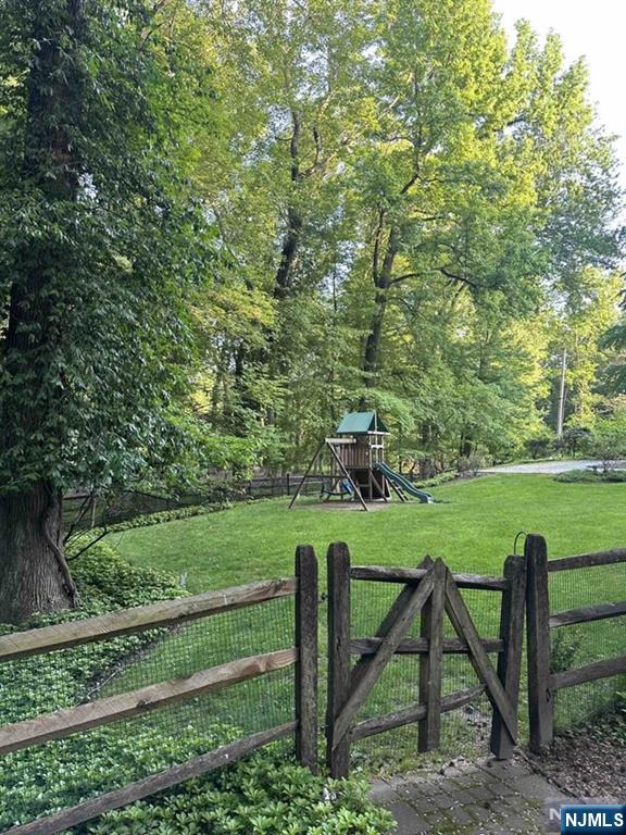 3 Lambs, Cresskill, NJ 07626 Listing Photo  13