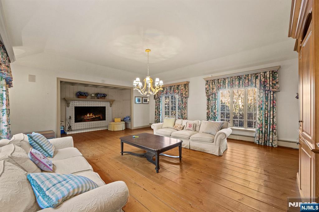 3 Lambs, Cresskill, NJ 07626 Listing Photo  20