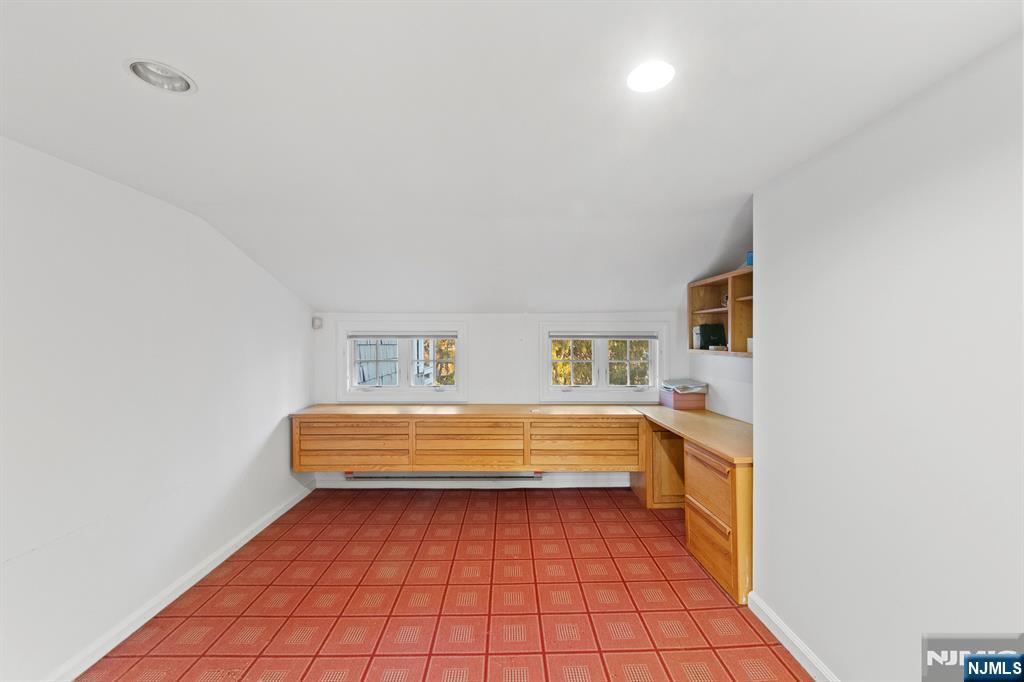 3 Lambs, Cresskill, NJ 07626 Listing Photo  34
