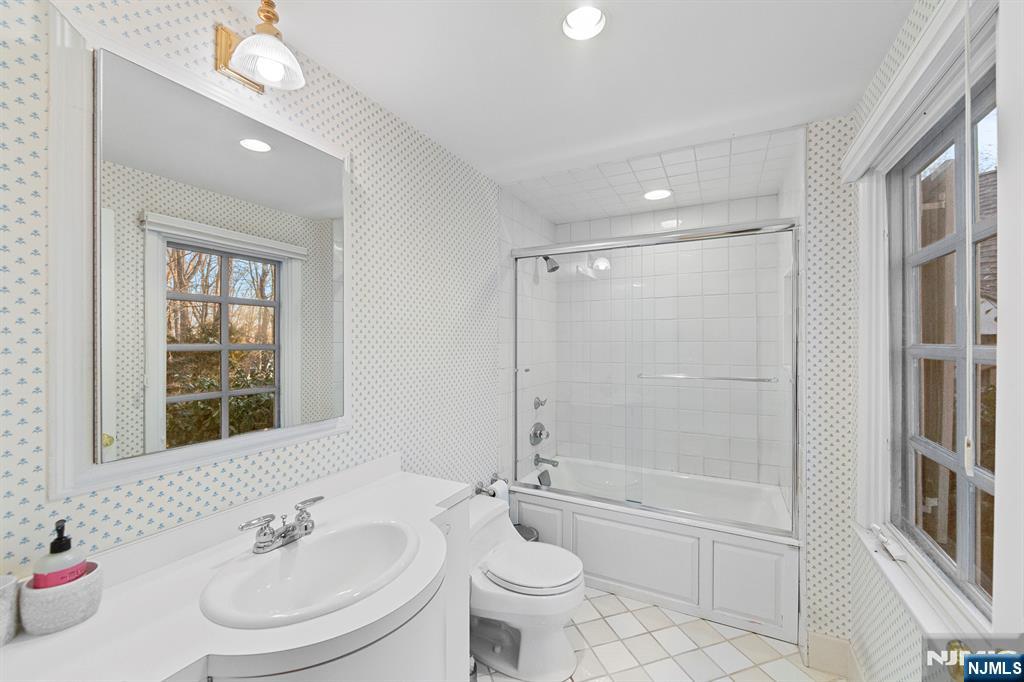 3 Lambs, Cresskill, NJ 07626 Listing Photo  37